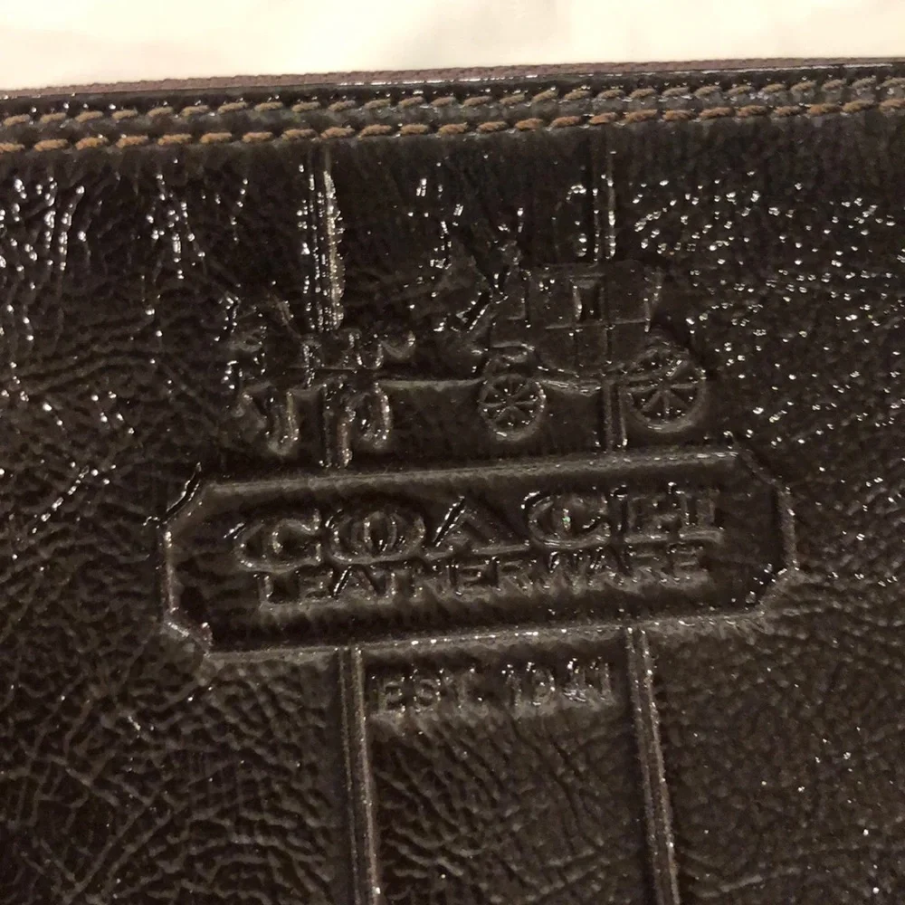 Patent leather wristlet clutch brown vintage coach